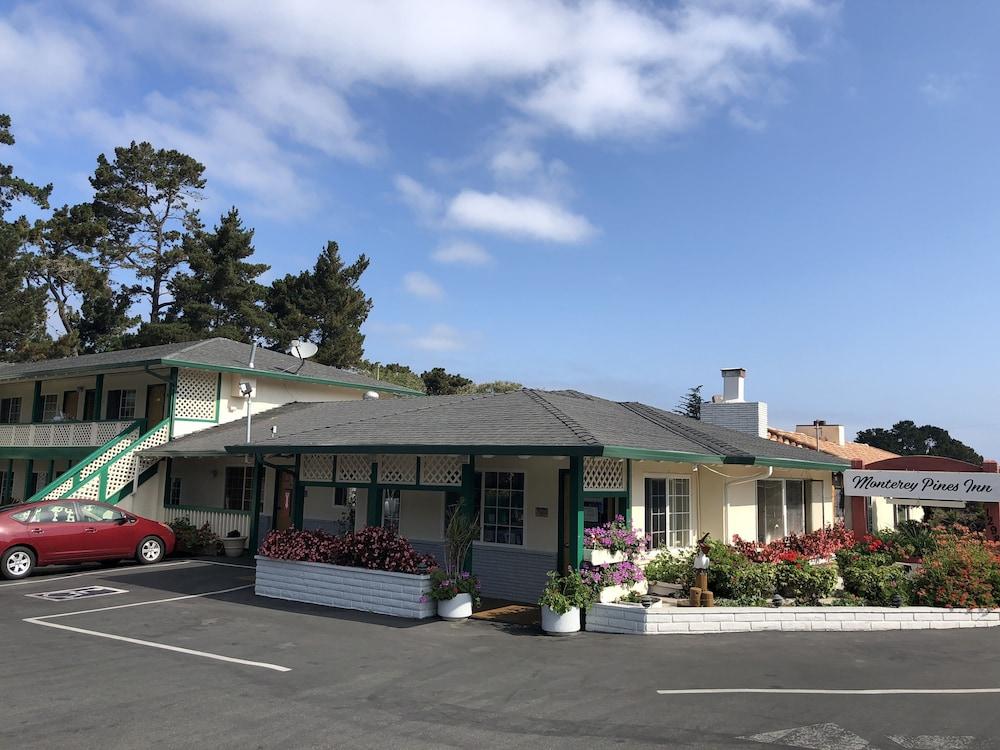 Monterey Pines Inn Exterior foto